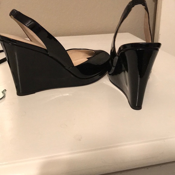 Micheal Kors wedges - Picture 2 of 2